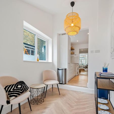 Pass The Keys 3 Bed Scandi Heaven Minutes From The Beach Whitstable Eksteriør bilde