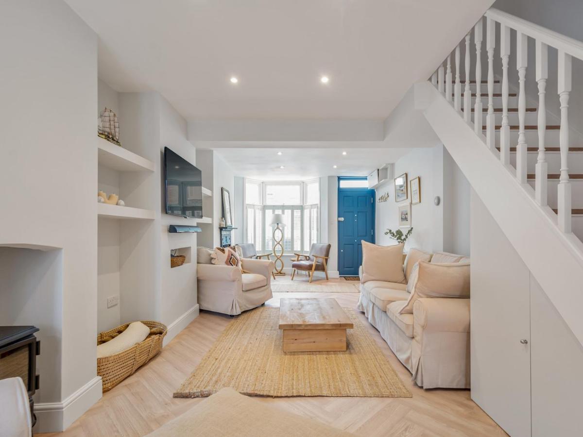 Pass The Keys 3 Bed Scandi Heaven Minutes From The Beach Whitstable Eksteriør bilde